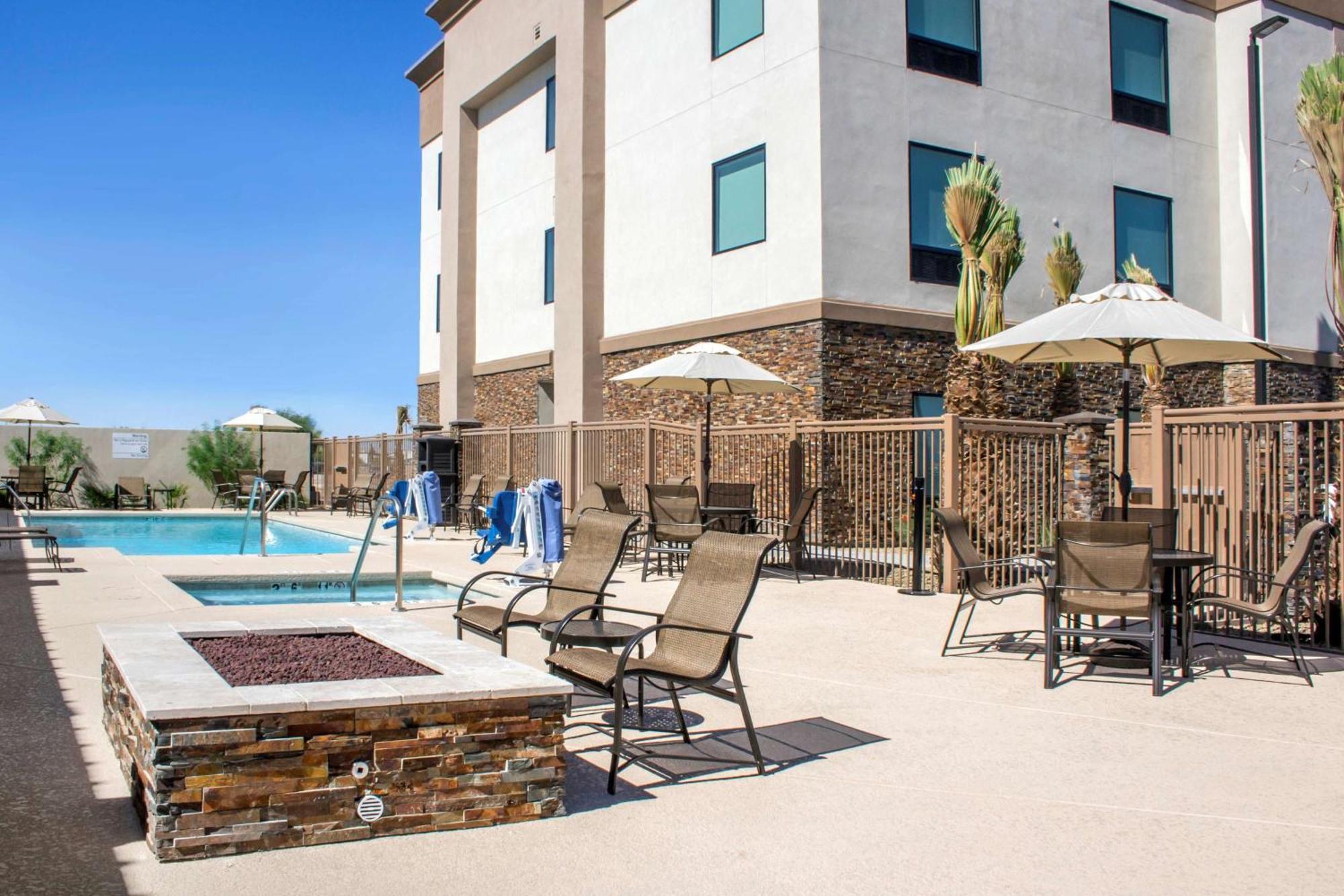 Hampton Inn Parker, Az Zewnętrze zdjęcie